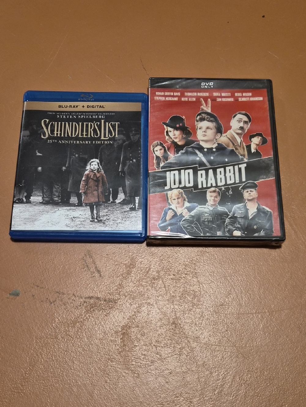 Schindler's List & Jojo Rabbit DVD Set - Black, Red